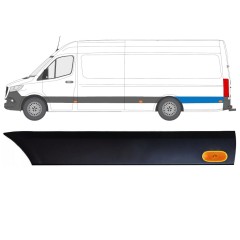 Seitenleiste hinterer Kotflügel mit Lampe für Mercedes Sprinter 2018- / Links / Satz 12971